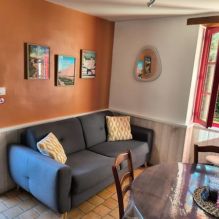 Maison De Campagne, Gite Rouge Brigne Extérieur photo